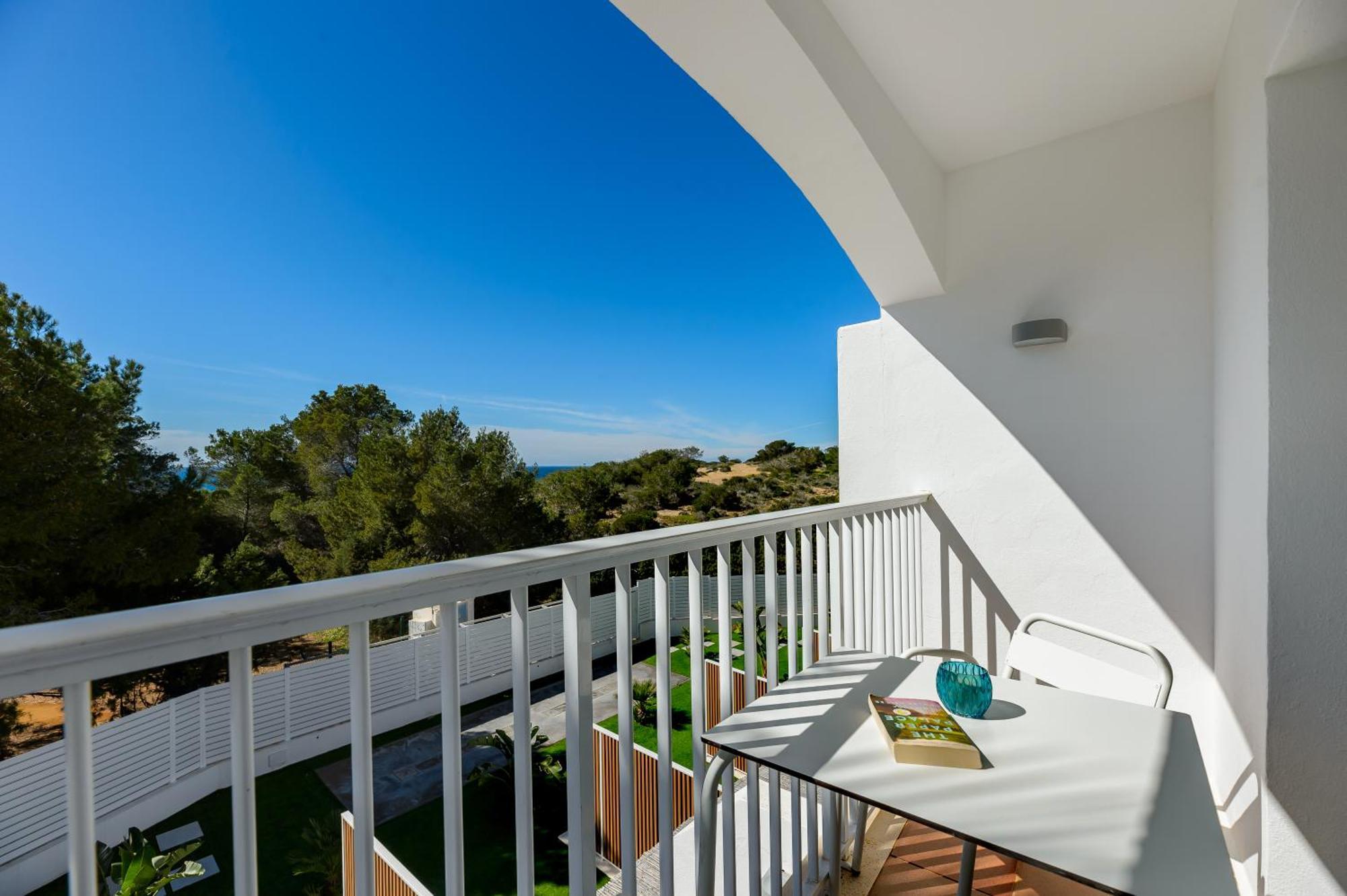 Hotel Vibra Cala Tarida-3Sup Кала Тарида Экстерьер фото